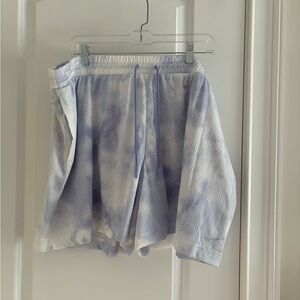 NWT Nike Women’s Athletic Tie Dye Shorts Purple Sz 2X